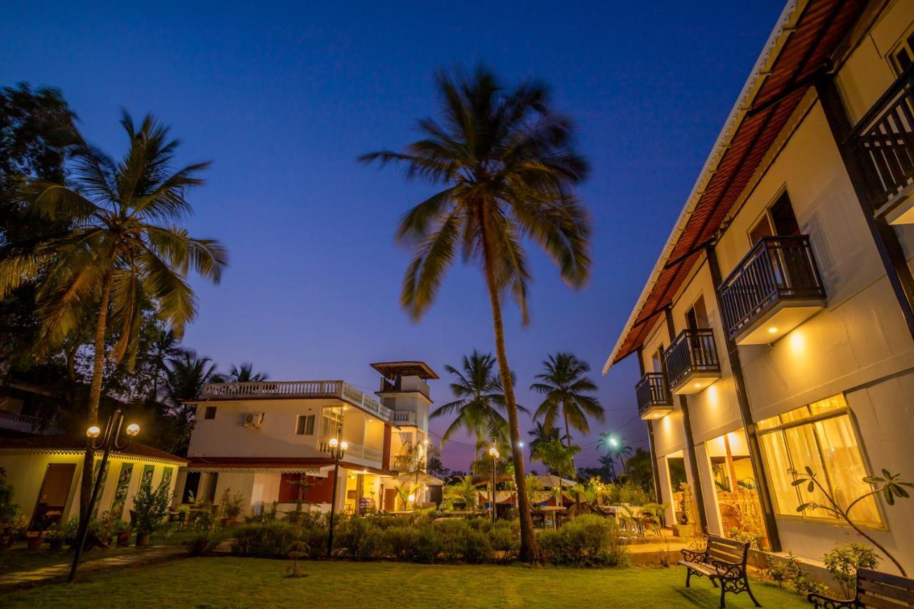 La Vaiencia Beach Resort, Morjim Buitenkant foto